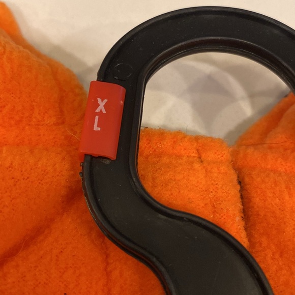 Bailey & Bella dog jacket - Picture 2 of 5